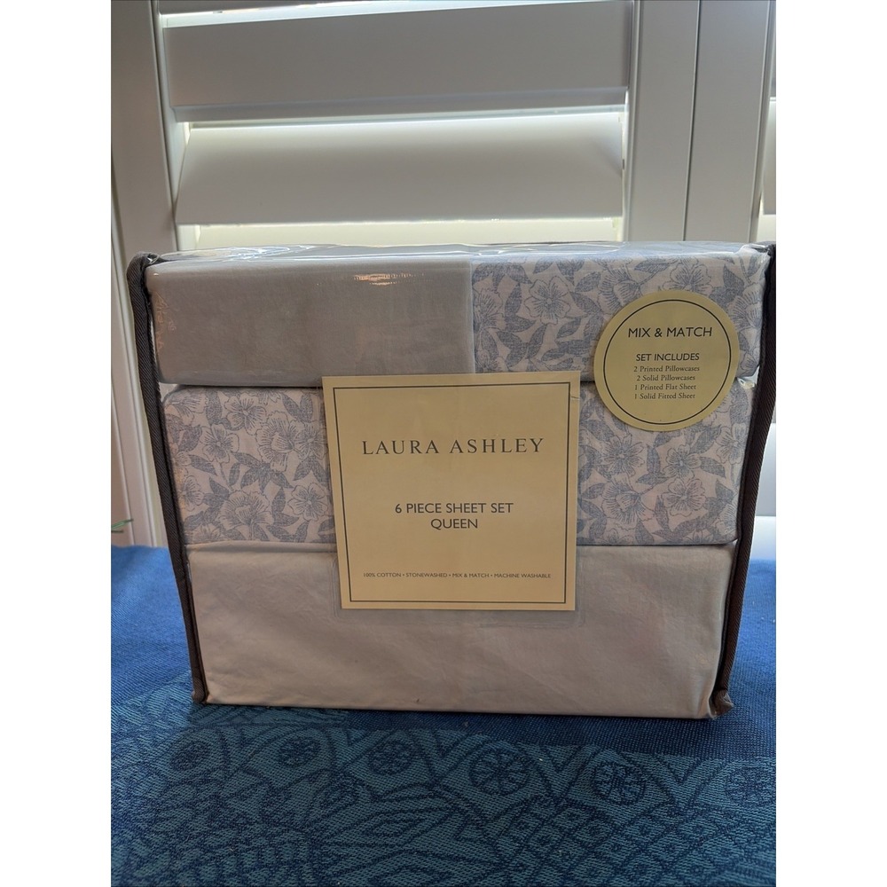 Laura Ashley Belle 6 Pc Queen Sheet Set  Cotton Romantic Blue Floral